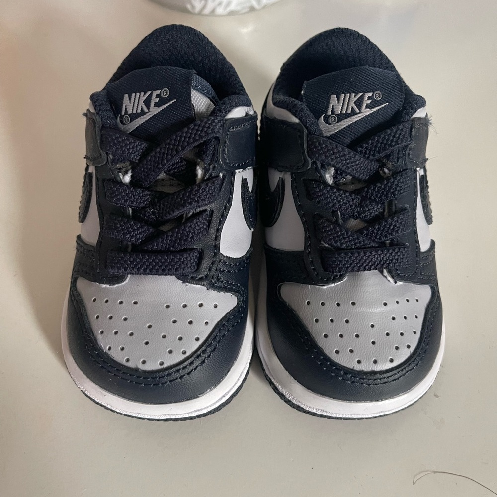 Jordan dunks - Picture 2 of 4